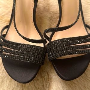 Short heel wedding shoes black shiny sparkle